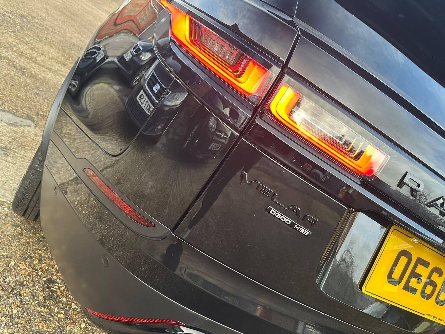 Used Land Rover Range Rover Velar 2018 for sale - 77696083: Photo 32