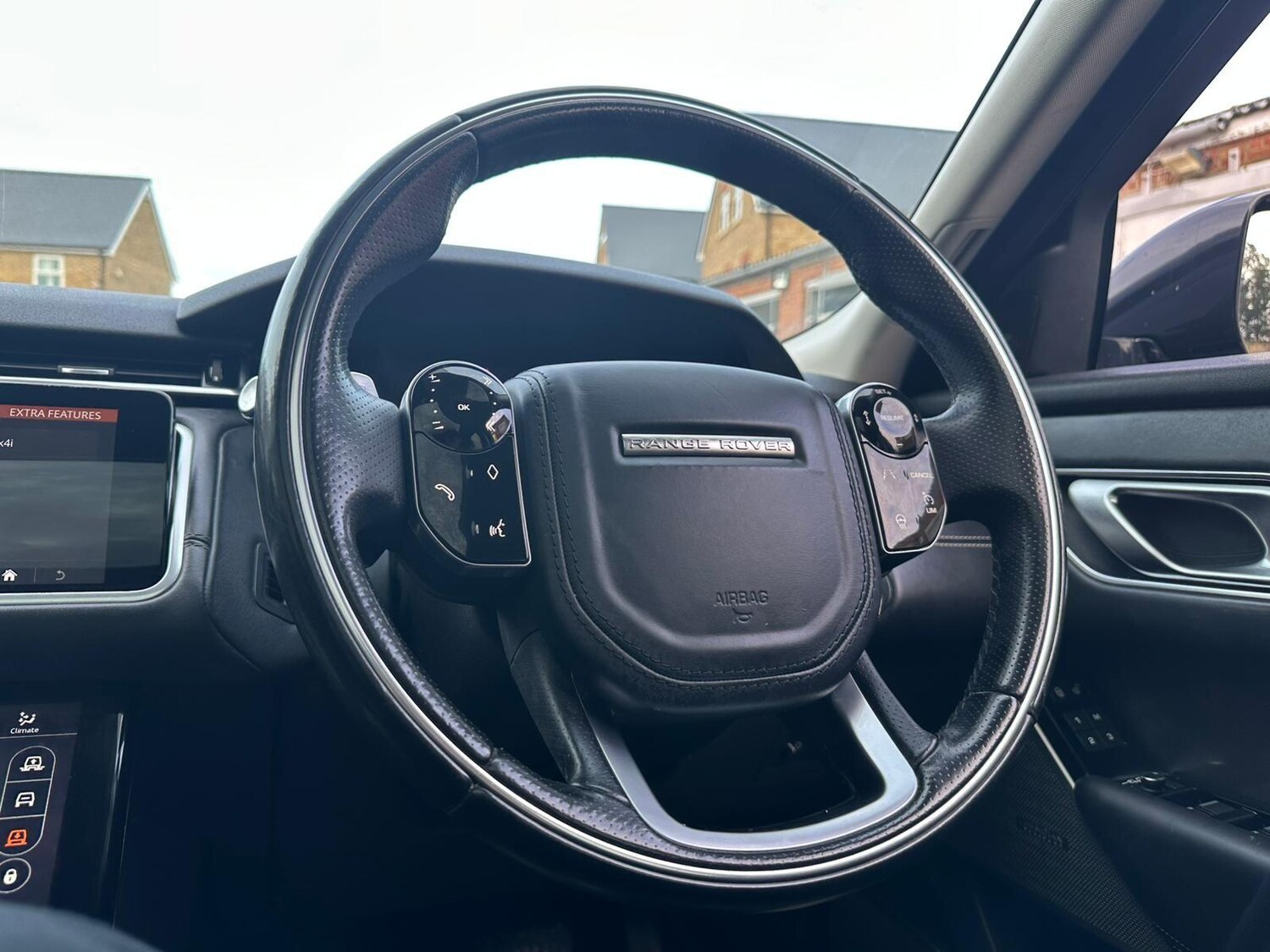 Used Land Rover Range Rover Velar 2018 for sale - 77696083: Photo 60