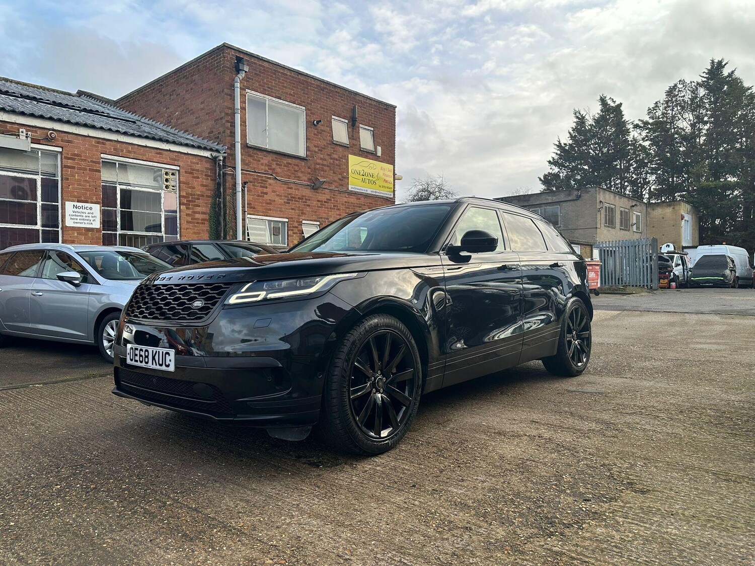 Used Land Rover Range Rover Velar 2018 for sale - 77696083: Photo 8