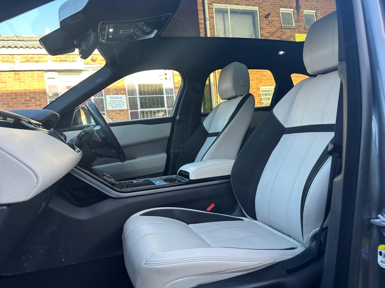 Used Land Rover Range Rover Velar for sale - 78219924: Photo 45