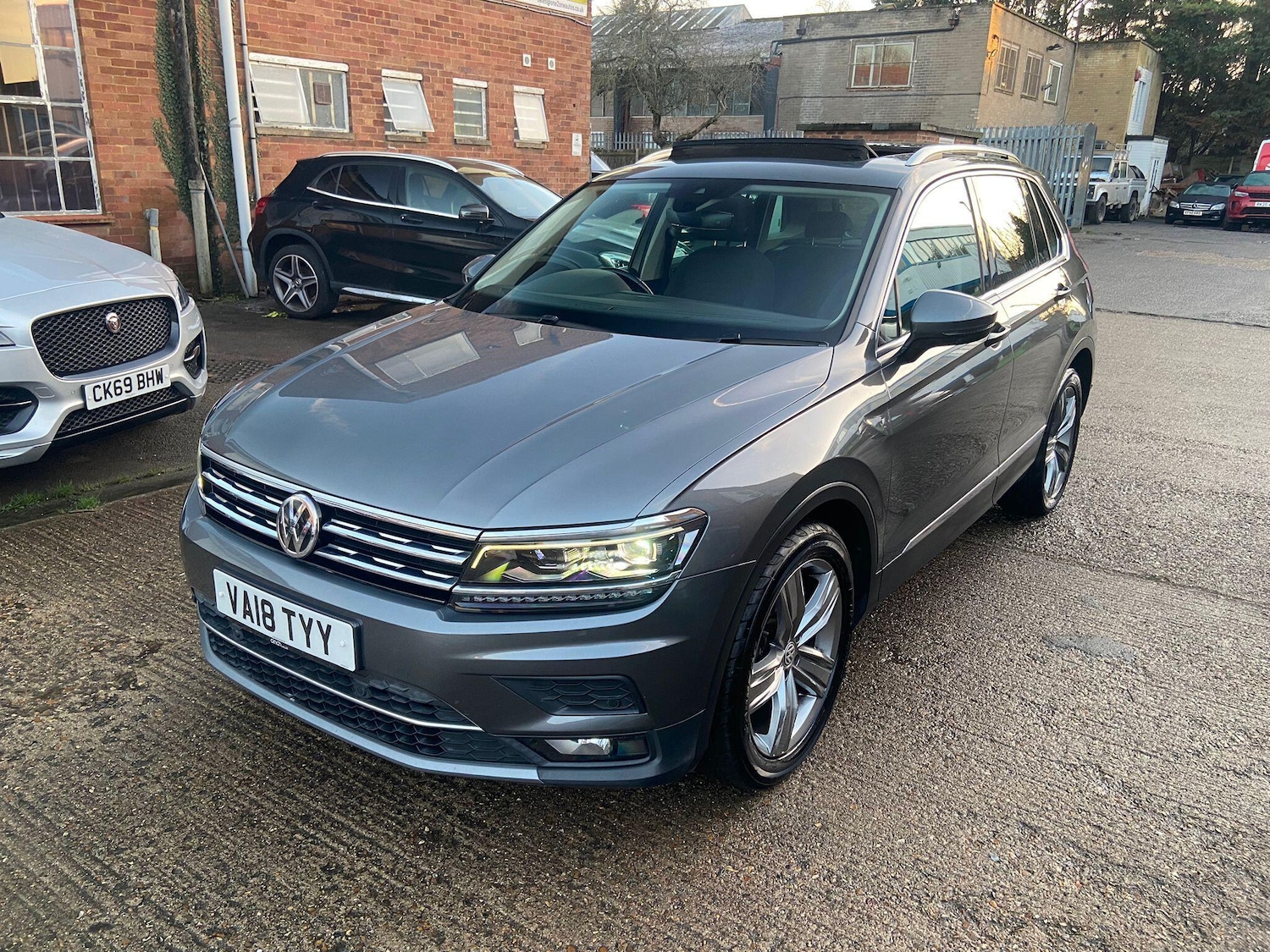 Used Volkswagen Tiguan 2018 for sale - 77440362: Photo 24