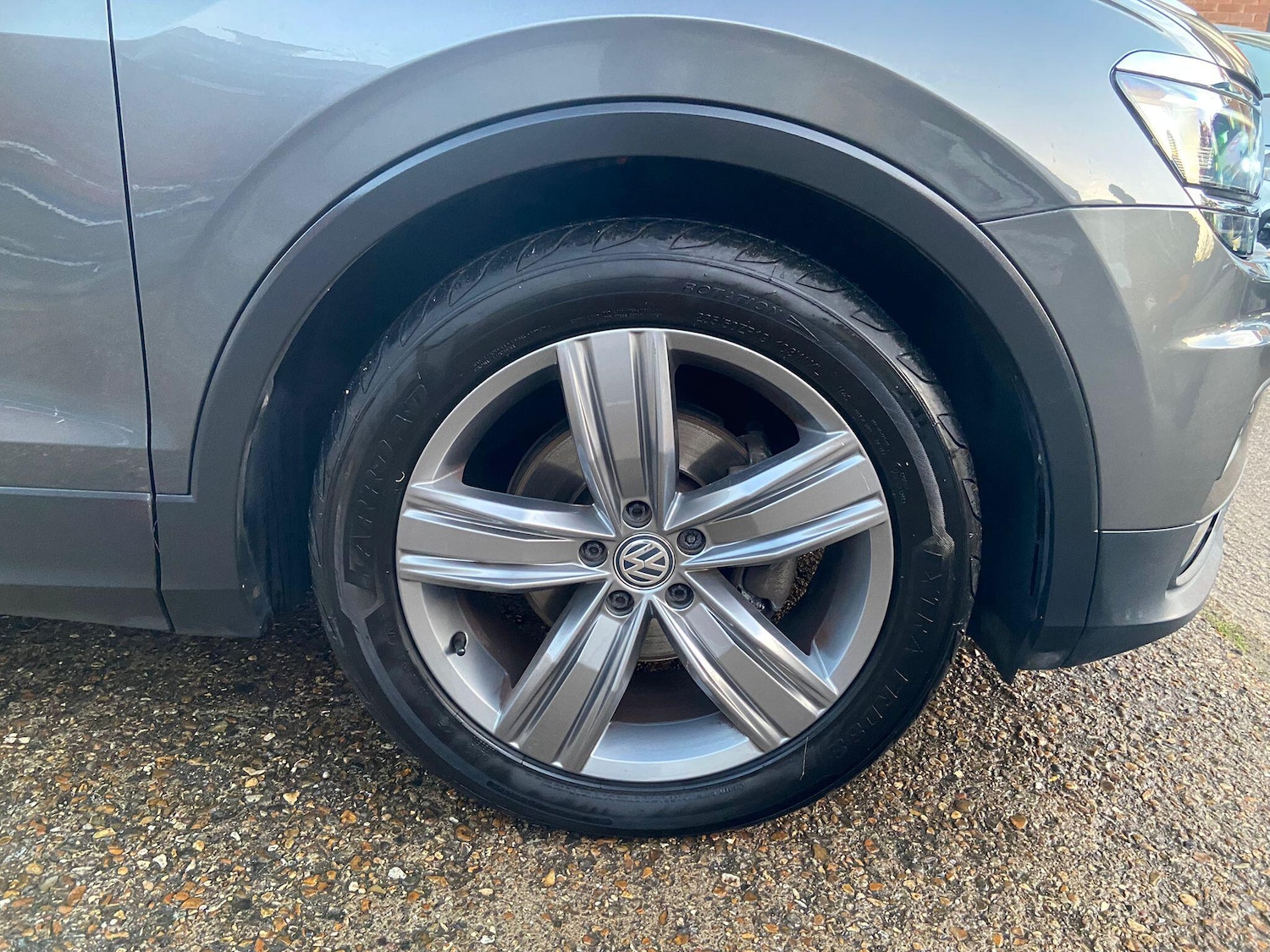 Used Volkswagen Tiguan 2018 for sale - 77440362: Photo 40