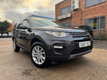 Used Land Rover Discovery Sport 2017 for sale - 76512912: Photo