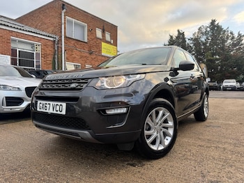 Used Land Rover Discovery Sport 2017 for sale - 76512912: Photo