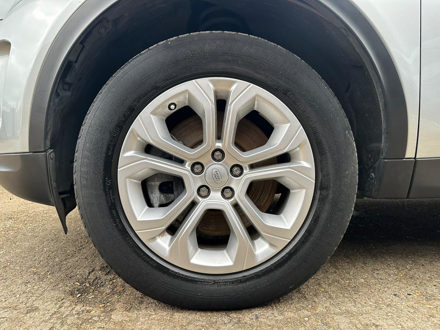 Used Land Rover Discovery Sport 2020 for sale - 76953356: Photo 34