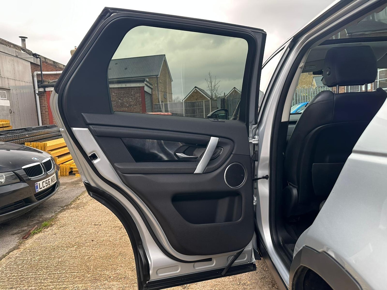 Used Land Rover Discovery Sport 2020 for sale - 76953356: Photo 38