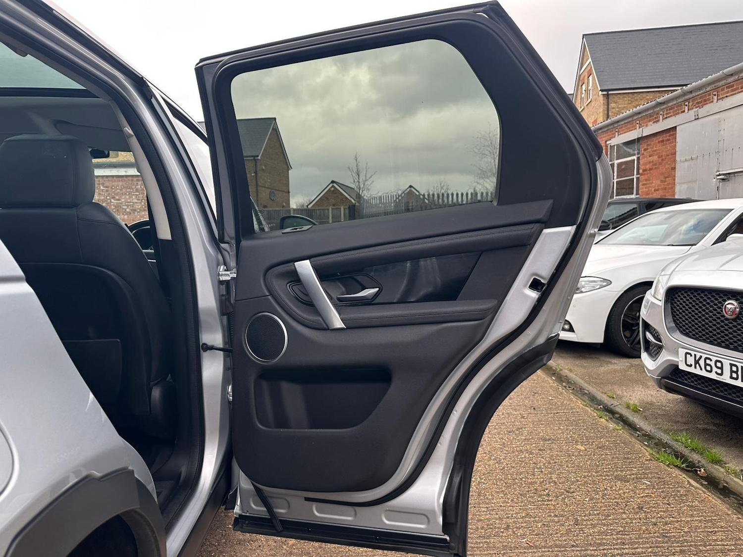 Used Land Rover Discovery Sport 2020 for sale - 76953356: Photo 39