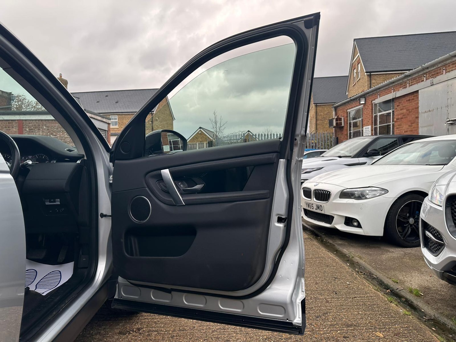 Used Land Rover Discovery Sport 2020 for sale - 76953356: Photo 40