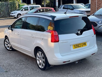 Used Peugeot 5008 2012 for sale - 79529257: Photo