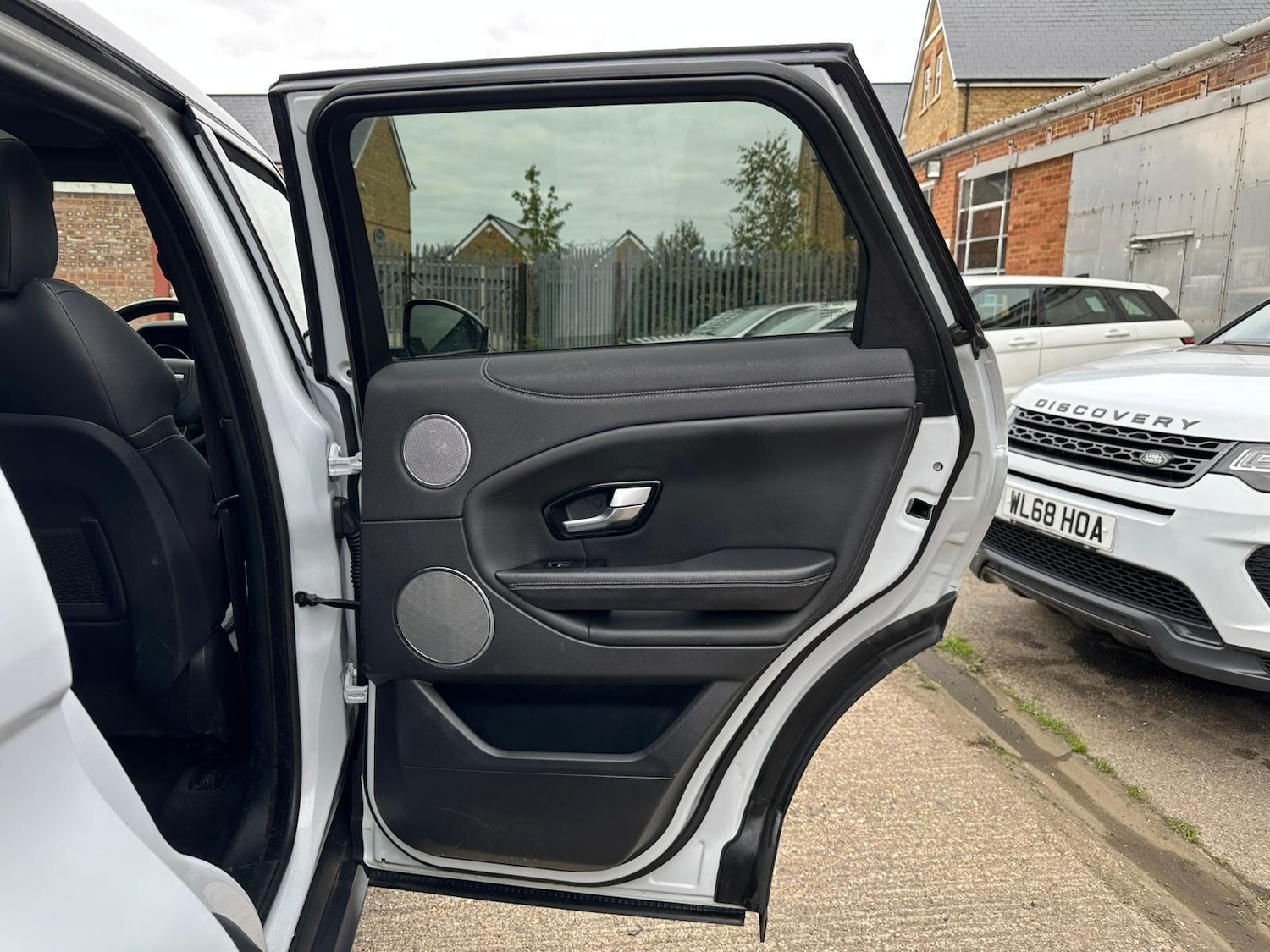 Used Land Rover Range Rover Evoque 2018 for sale - 76994328: Photo 45