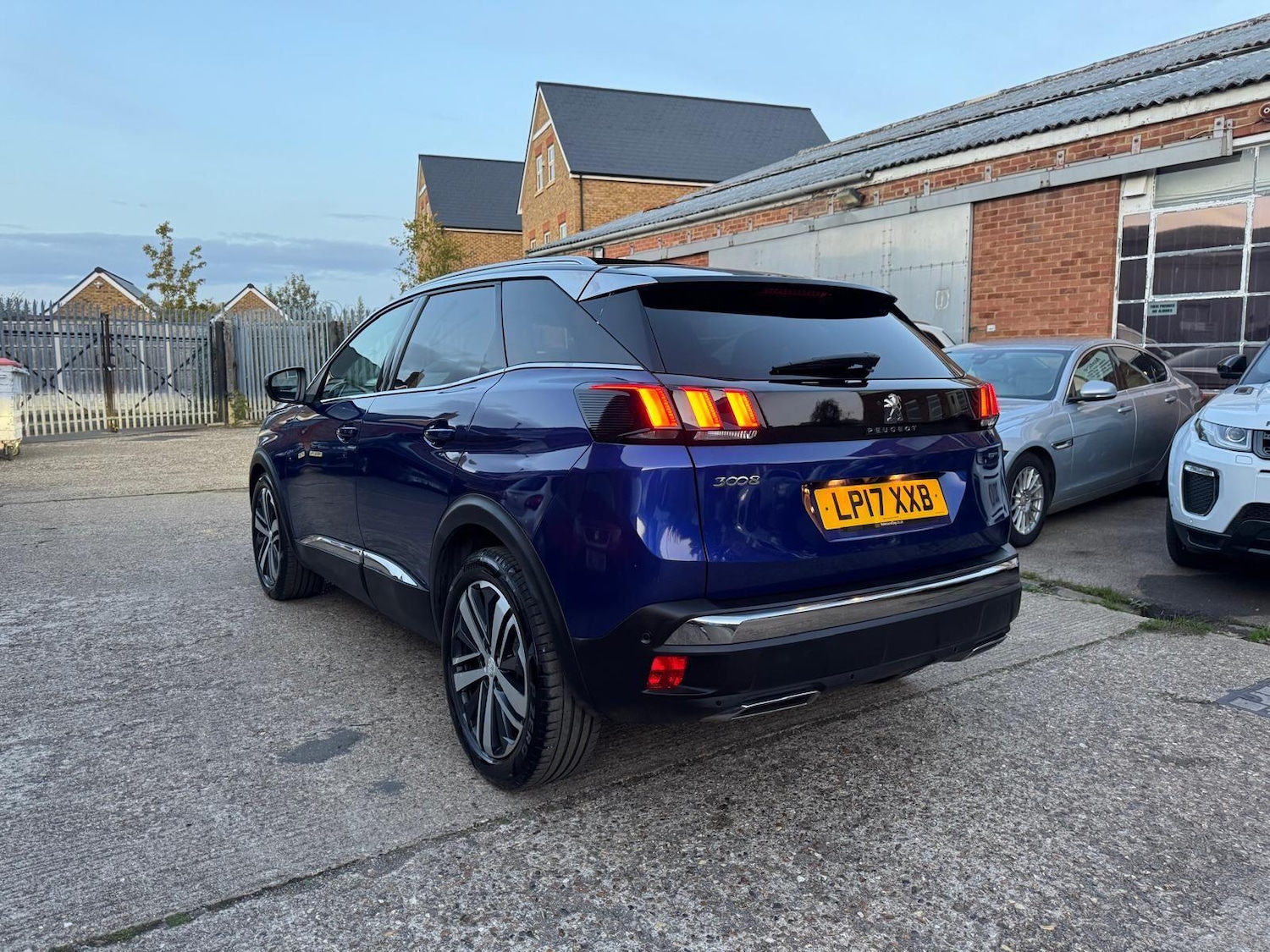 Used Peugeot 3008 2017 for sale - 76398962: Photo 10