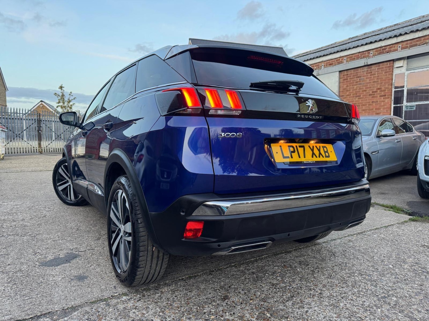 Used Peugeot 3008 2017 for sale - 76398962: Photo 22