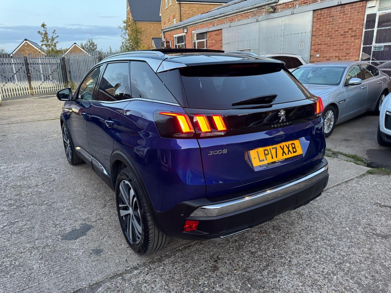 Used Peugeot 3008 2017 for sale - 76398962: Photo 26