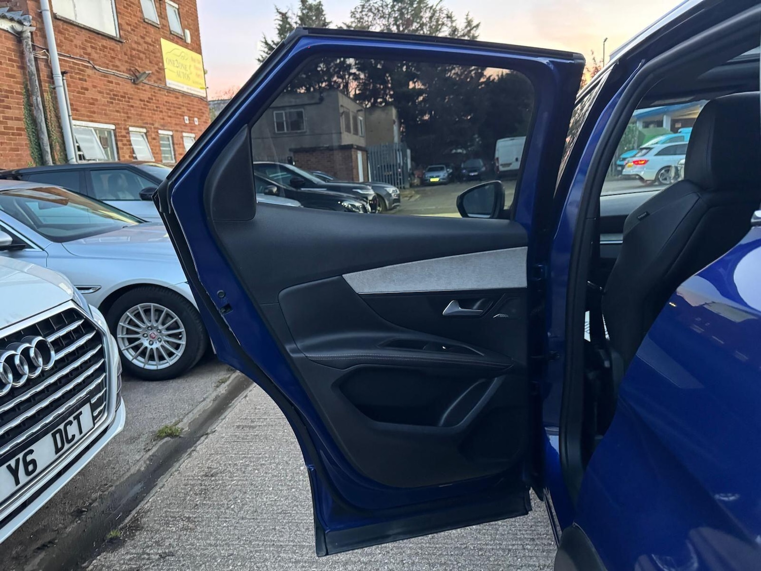 Used Peugeot 3008 2017 for sale - 76398962: Photo 41