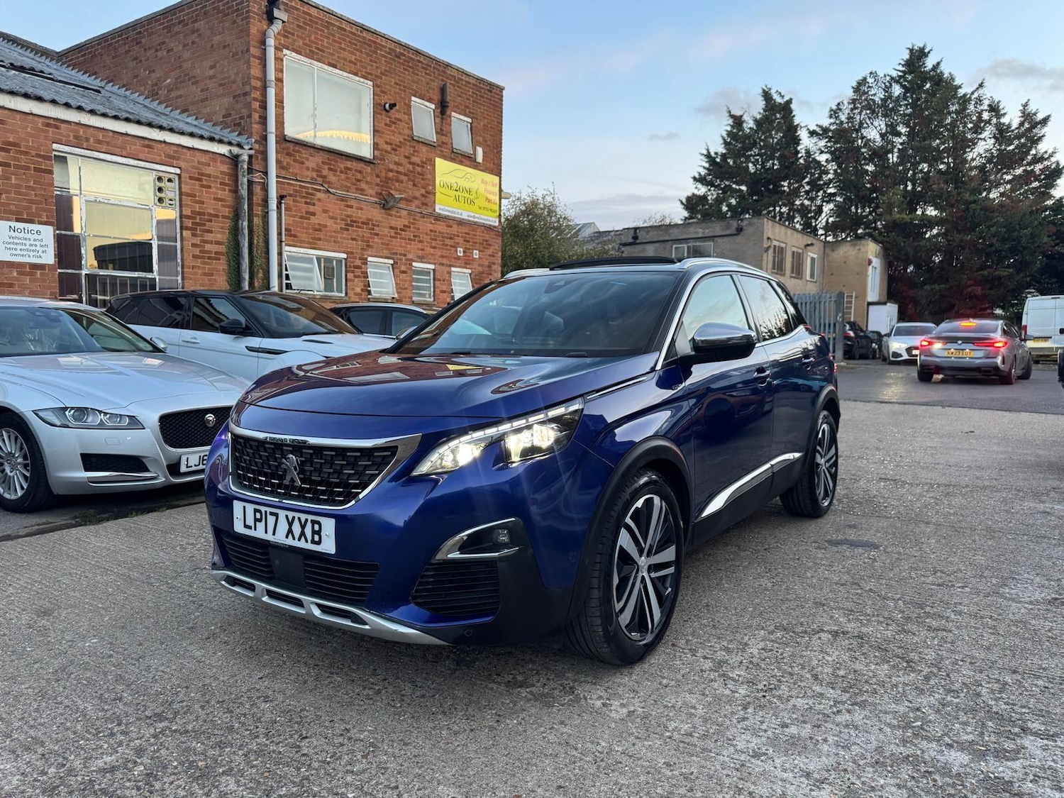 Used Peugeot 3008 2017 for sale - 76398962: Photo 8