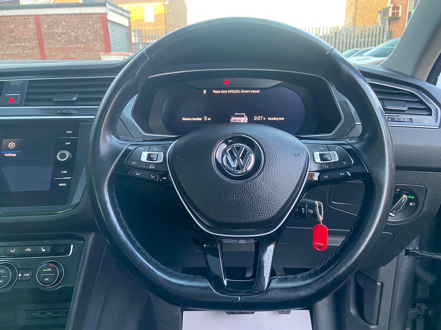 Used Volkswagen Tiguan 2018 for sale - 77229996: Photo 20