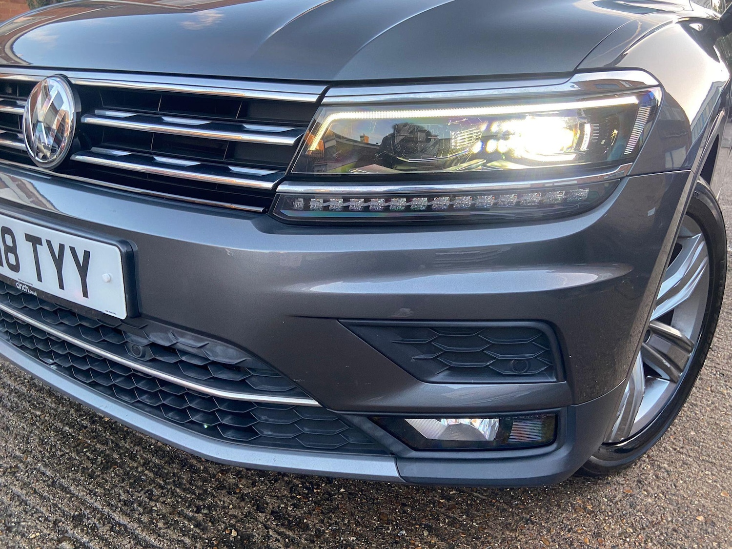 Used Volkswagen Tiguan 2018 for sale - 77229996: Photo 32