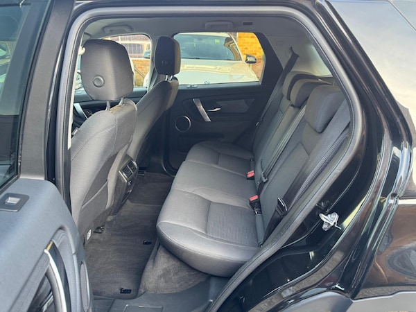 Used Land Rover Discovery Sport 2022 for sale - 76283530: Photo 15
