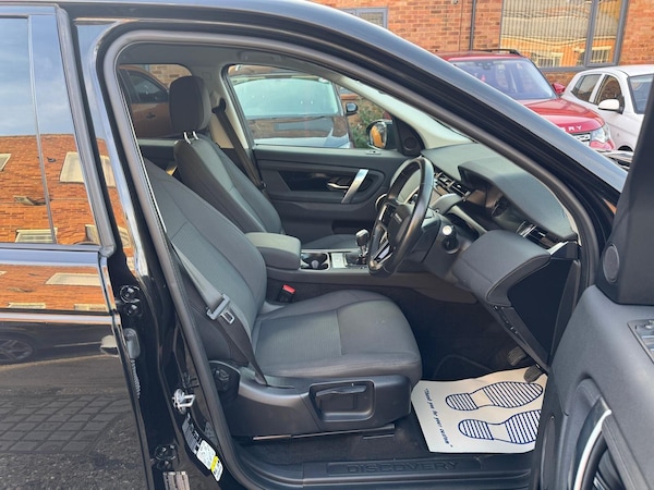 Used Land Rover Discovery Sport 2022 for sale - 76283530: Photo 17