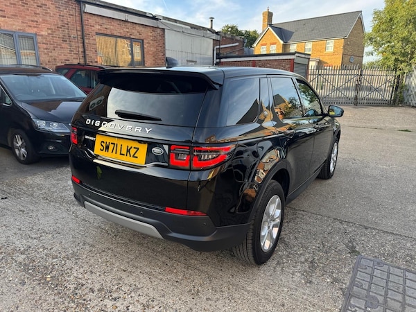 Used Land Rover Discovery Sport 2022 for sale - 76283530: Photo 25