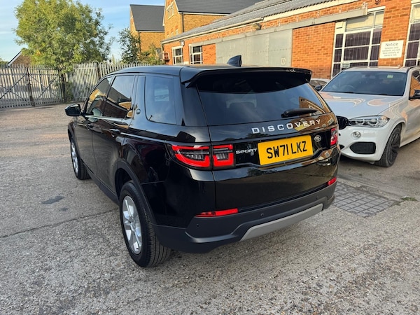 Used Land Rover Discovery Sport 2022 for sale - 76283530: Photo 26