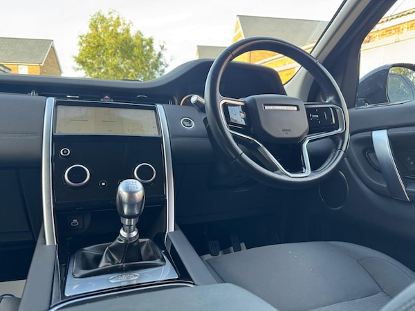 Used Land Rover Discovery Sport 2022 for sale - 76283530: Photo 46