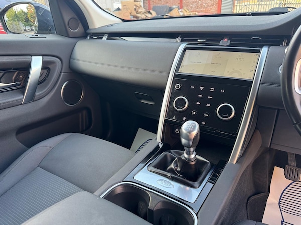 Used Land Rover Discovery Sport 2022 for sale - 76283530: Photo 47