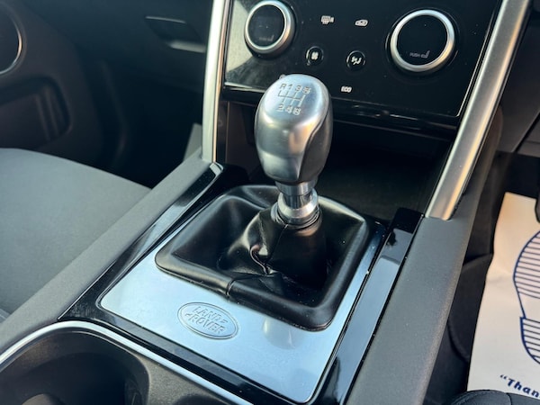 Used Land Rover Discovery Sport 2022 for sale - 76283530: Photo 48