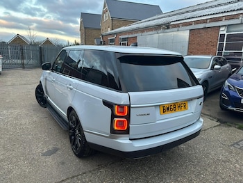 Used Land Rover Range Rover 2019 for sale - 77054127: Photo