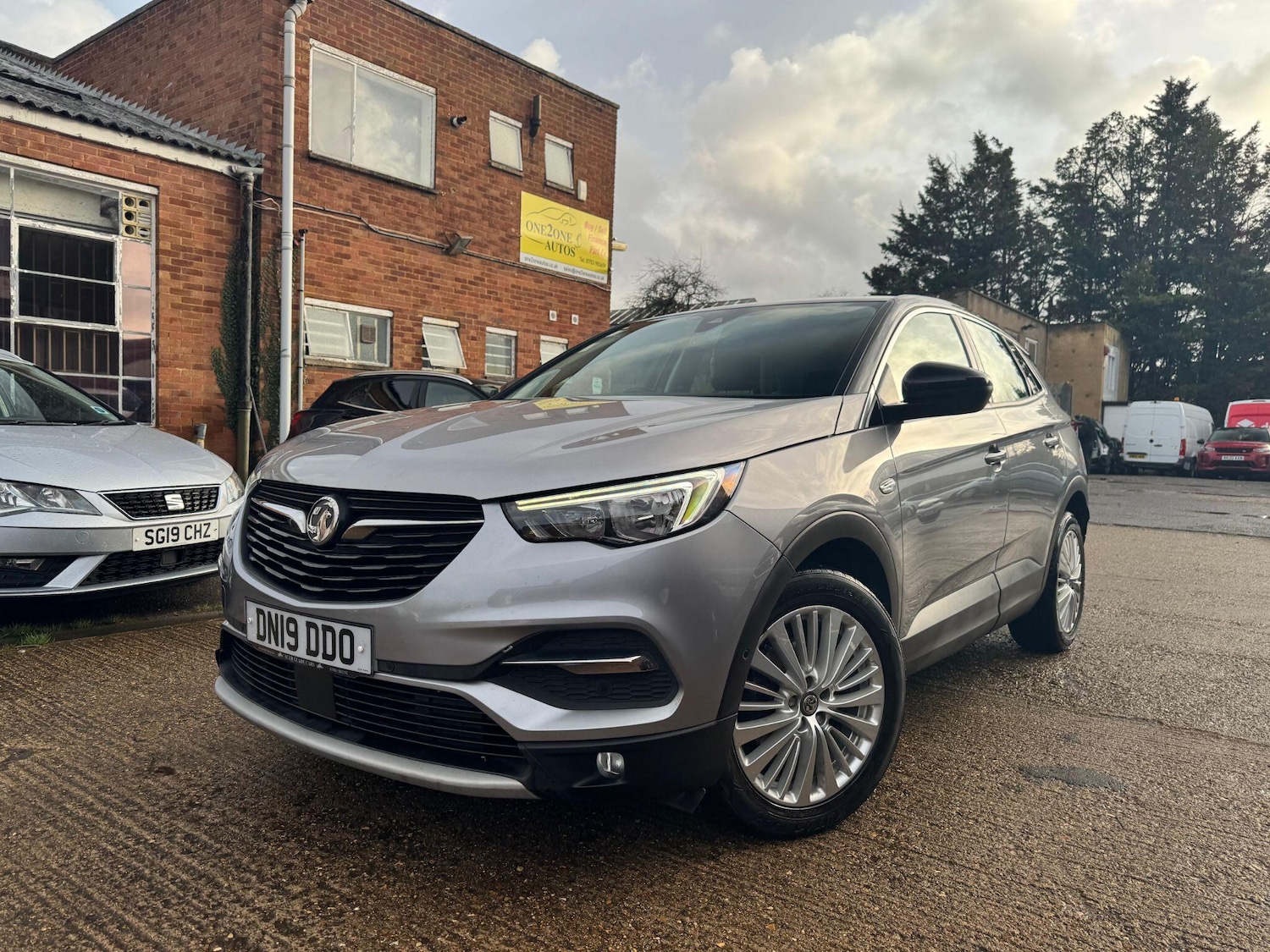 Used Vauxhall Grandland X 2019 for sale - 77358471: Photo 2