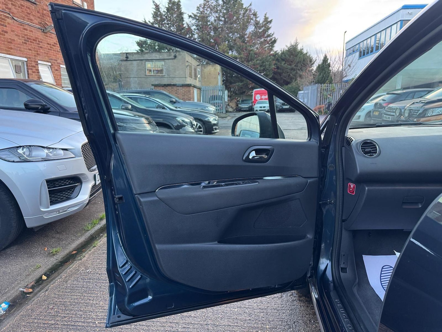 Used Peugeot 3008 2014 for sale - 76786577: Photo 44