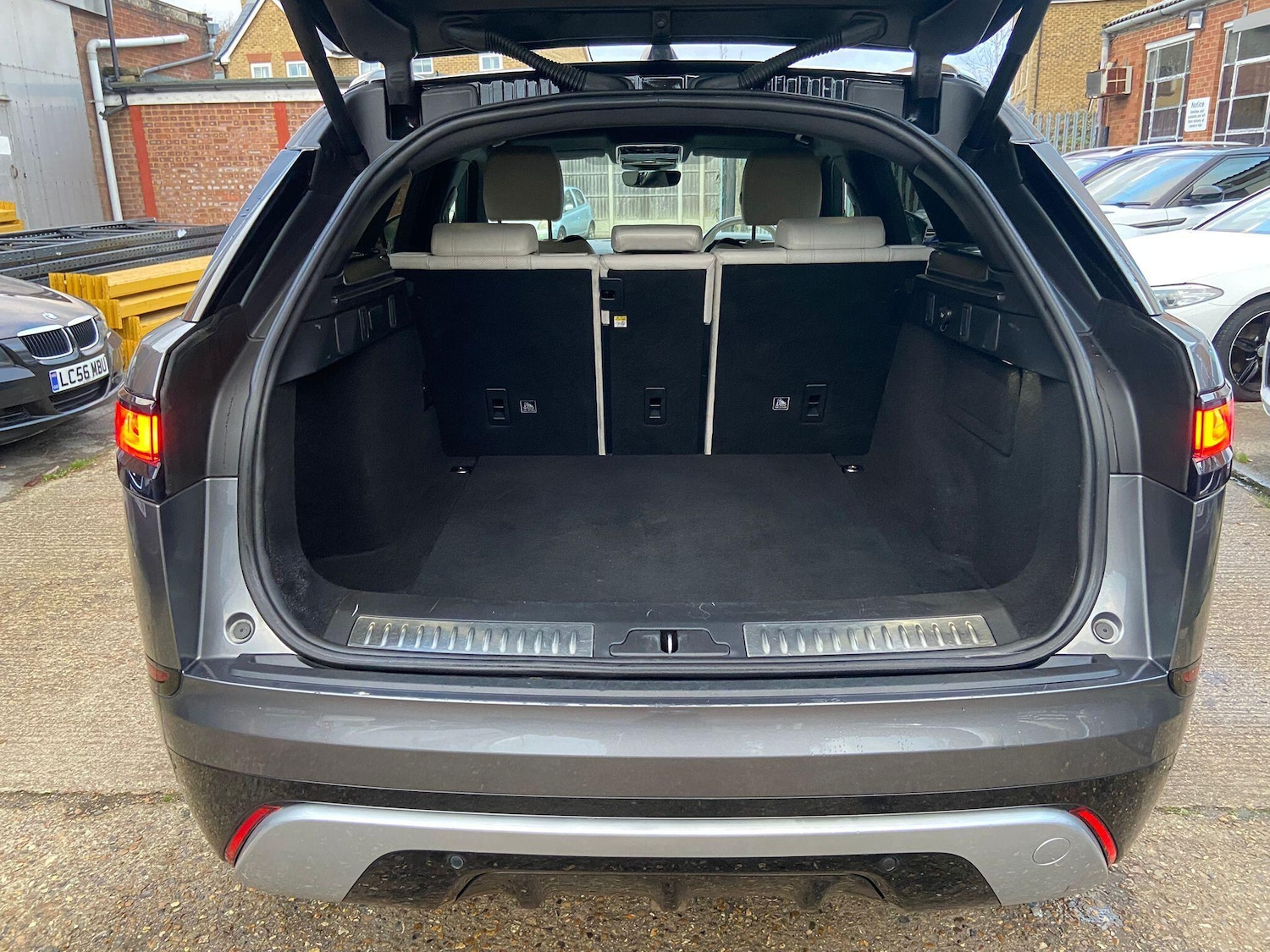 Used Land Rover Range Rover Velar 2019 for sale - 76926478: Photo 13