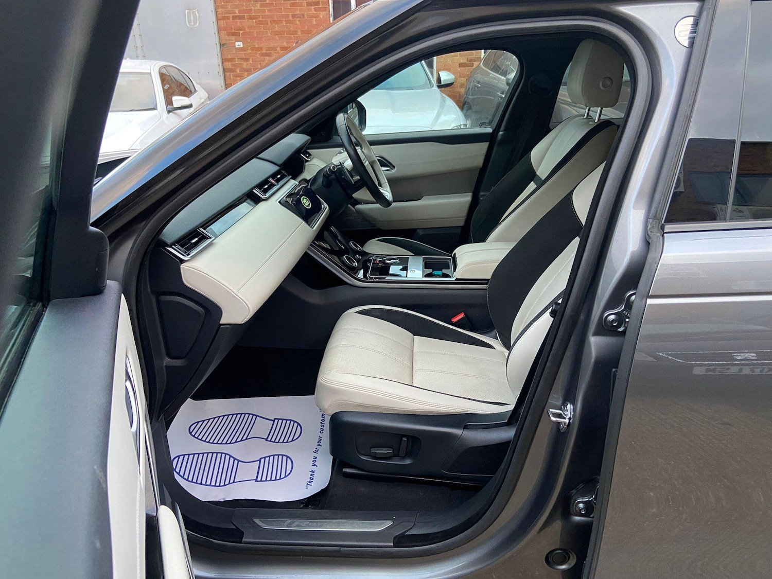 Used Land Rover Range Rover Velar 2019 for sale - 76926478: Photo 14