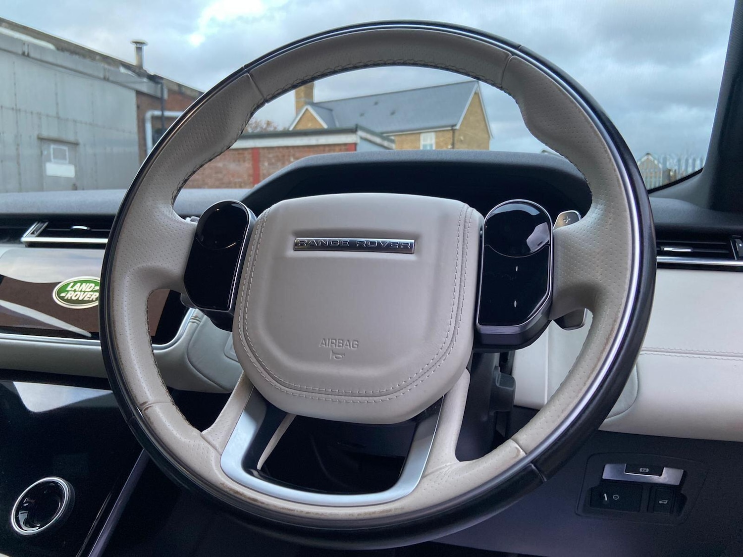 Used Land Rover Range Rover Velar 2019 for sale - 76926478: Photo 63