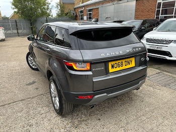 Used Land Rover Range Rover Evoque 2018 for sale - 76952906: Photo