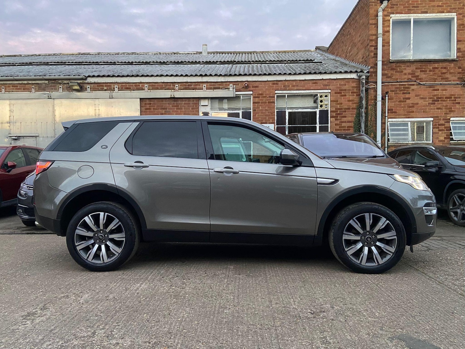 Used Land Rover Discovery Sport 2018 for sale - 78046980: Photo 11
