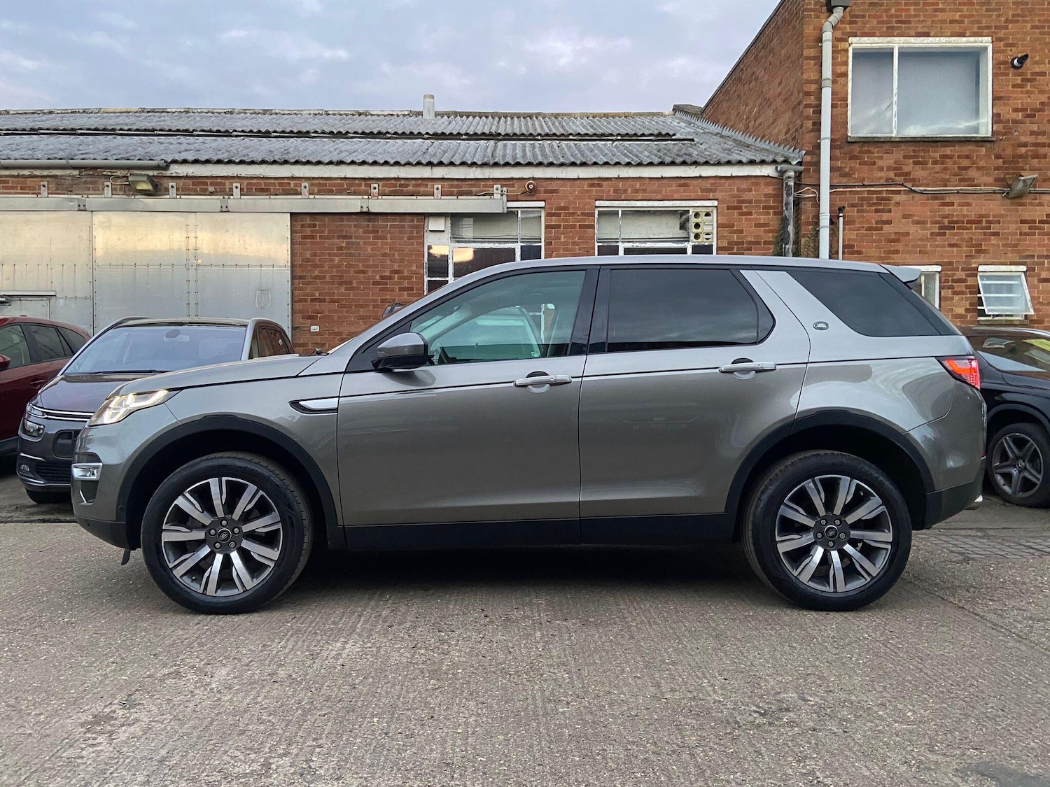 Used Land Rover Discovery Sport 2018 for sale - 78046980: Photo 12
