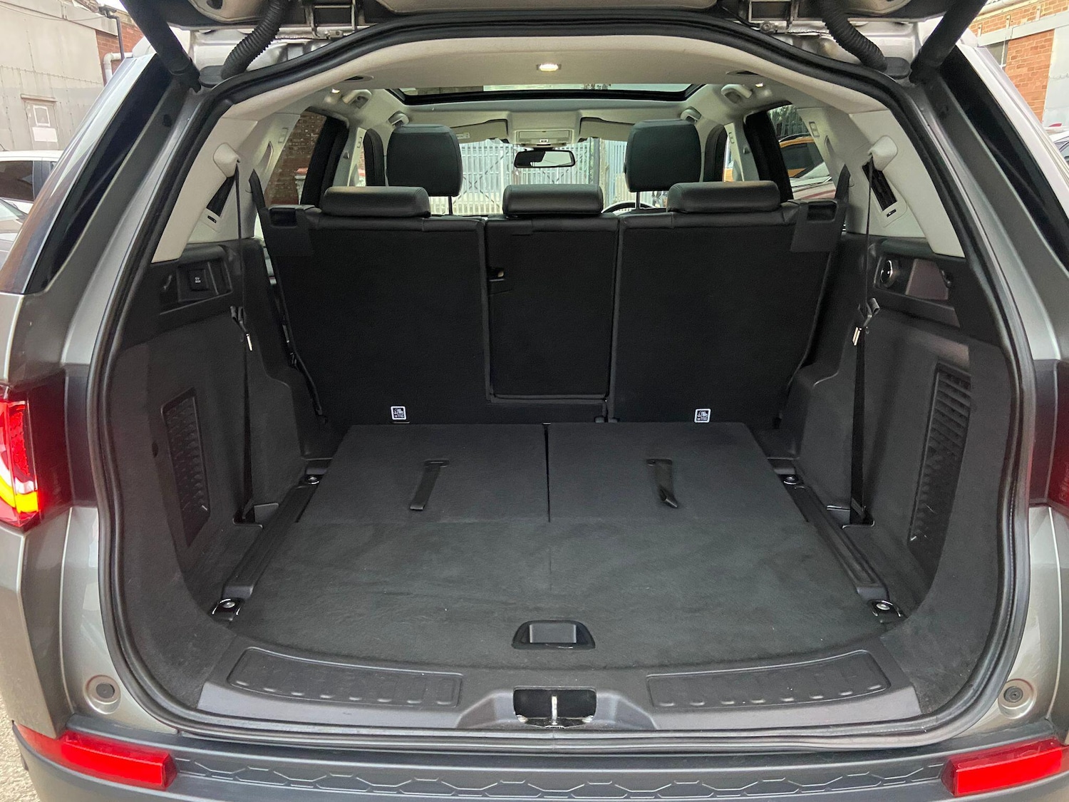 Used Land Rover Discovery Sport 2018 for sale - 78046980: Photo 13