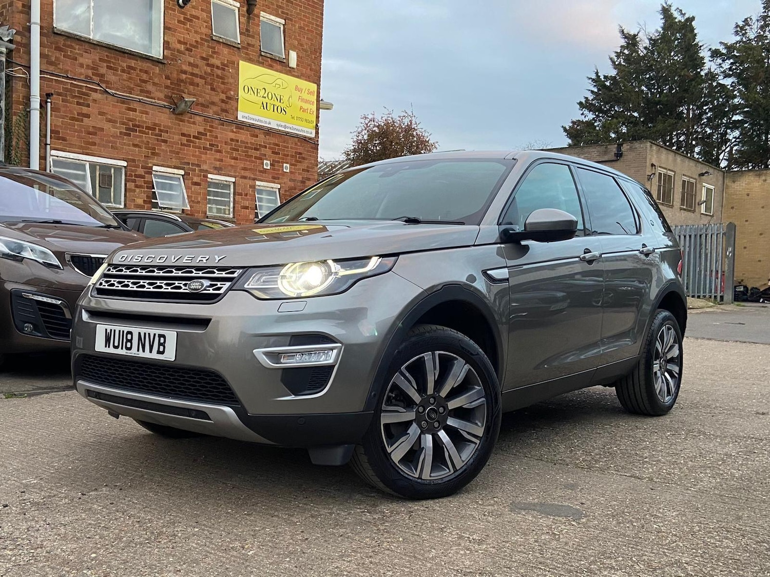 Used Land Rover Discovery Sport 2018 for sale - 78046980: Photo 2
