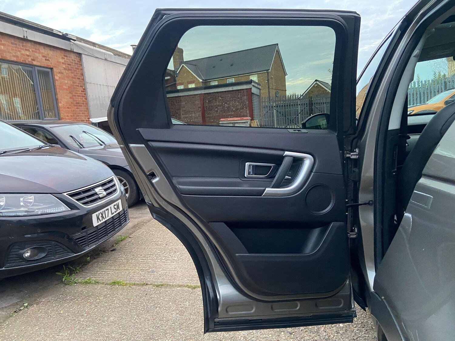 Used Land Rover Discovery Sport 2018 for sale - 78046980: Photo 43