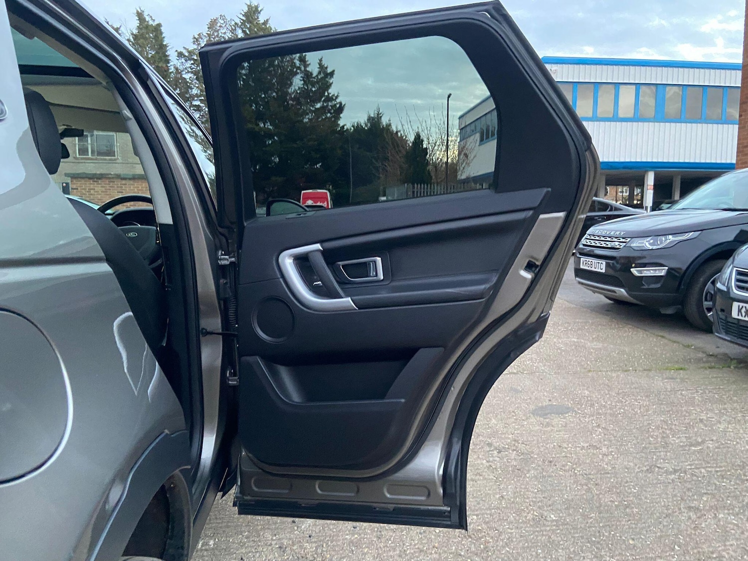 Used Land Rover Discovery Sport 2018 for sale - 78046980: Photo 44