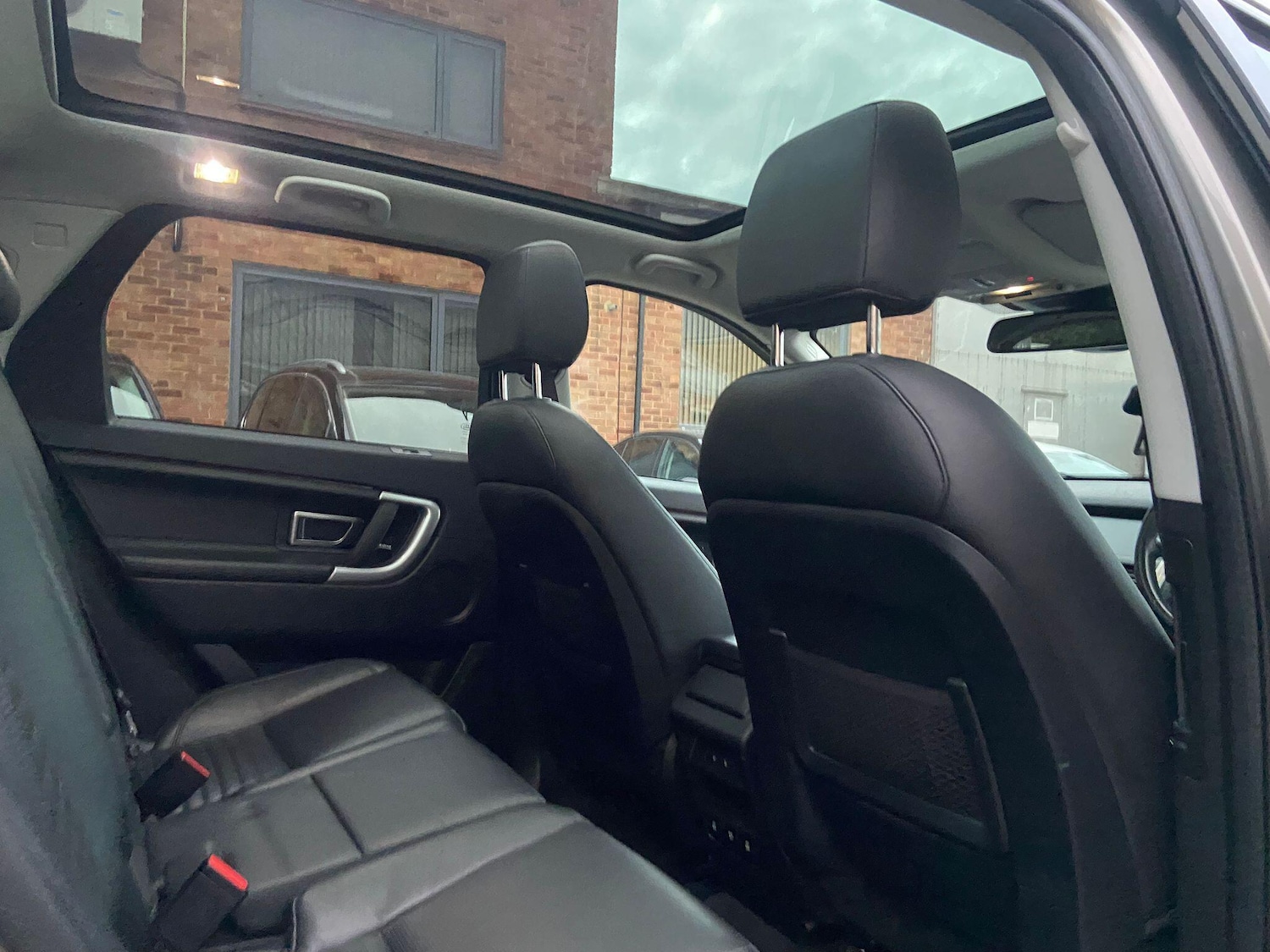 Used Land Rover Discovery Sport 2018 for sale - 78046980: Photo 48