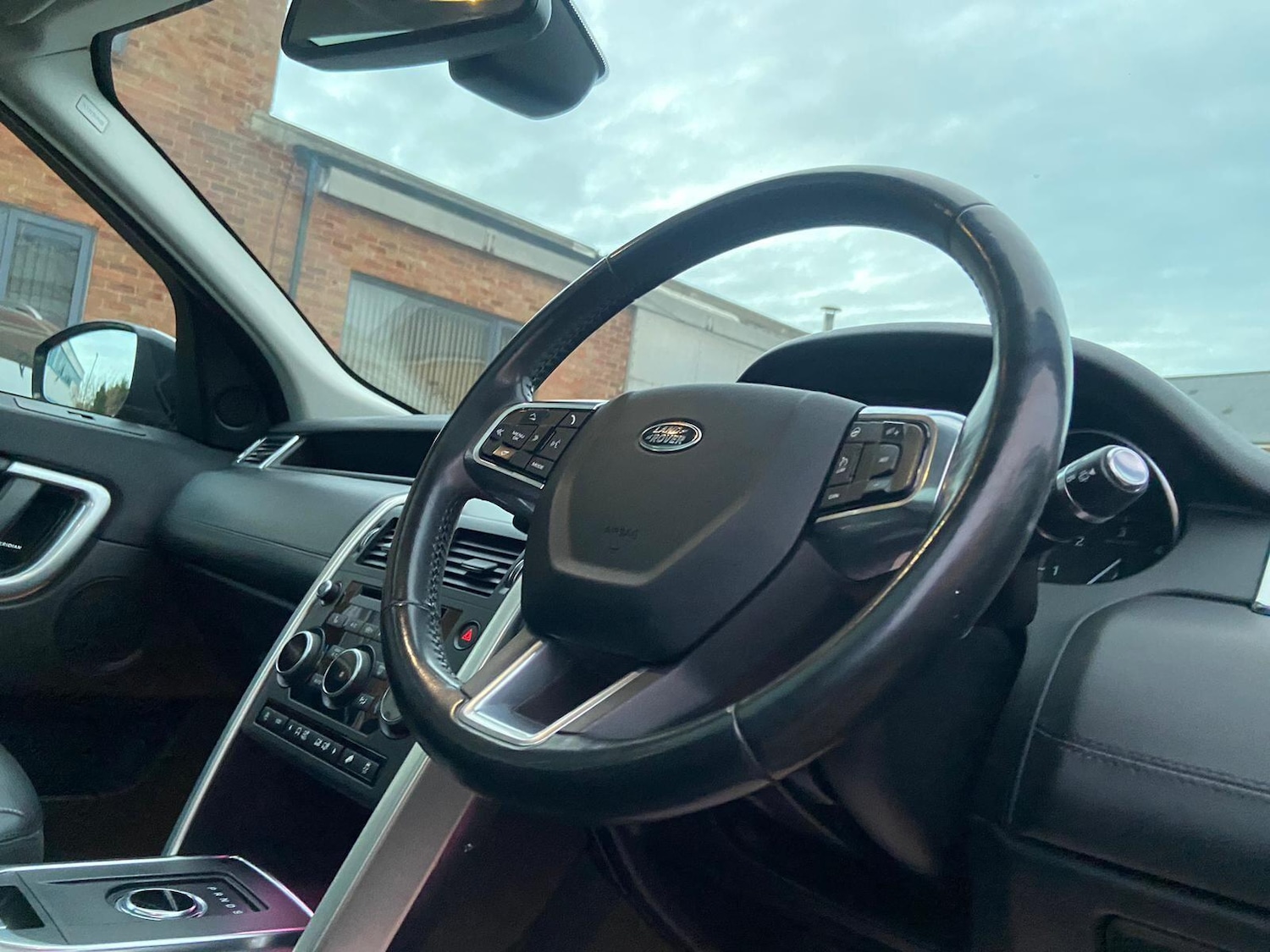 Used Land Rover Discovery Sport 2018 for sale - 78046980: Photo 50