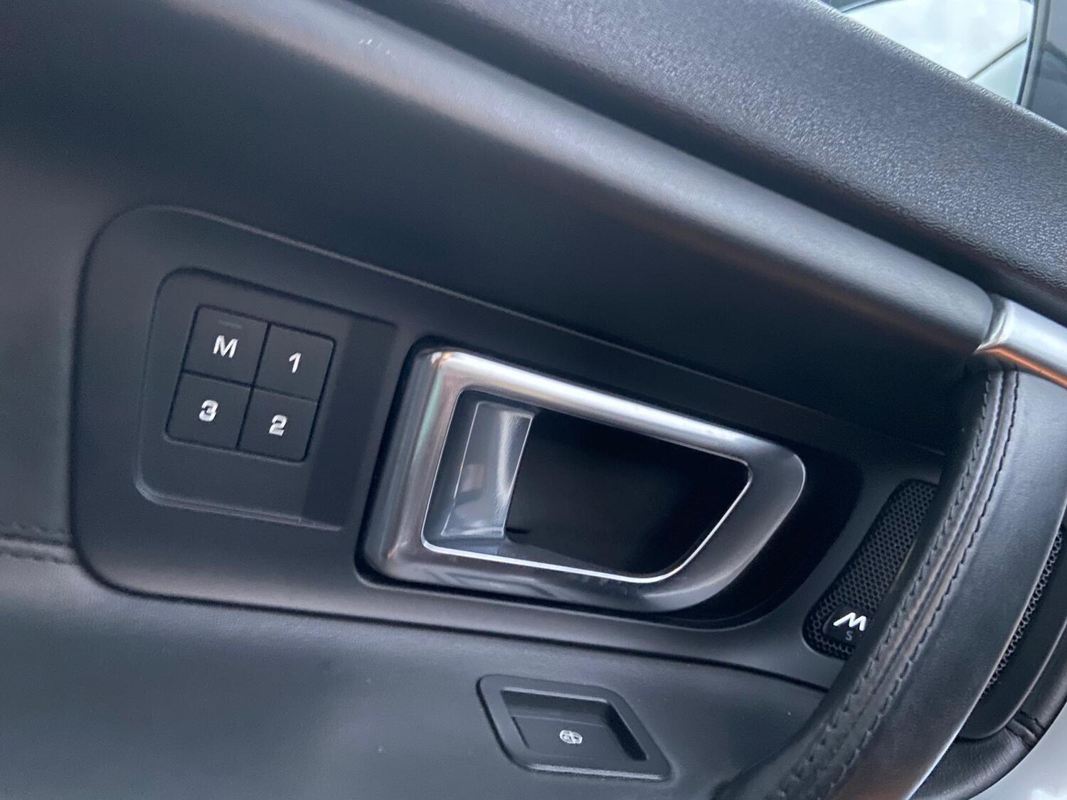 Used Land Rover Discovery Sport 2018 for sale - 78046980: Photo 61