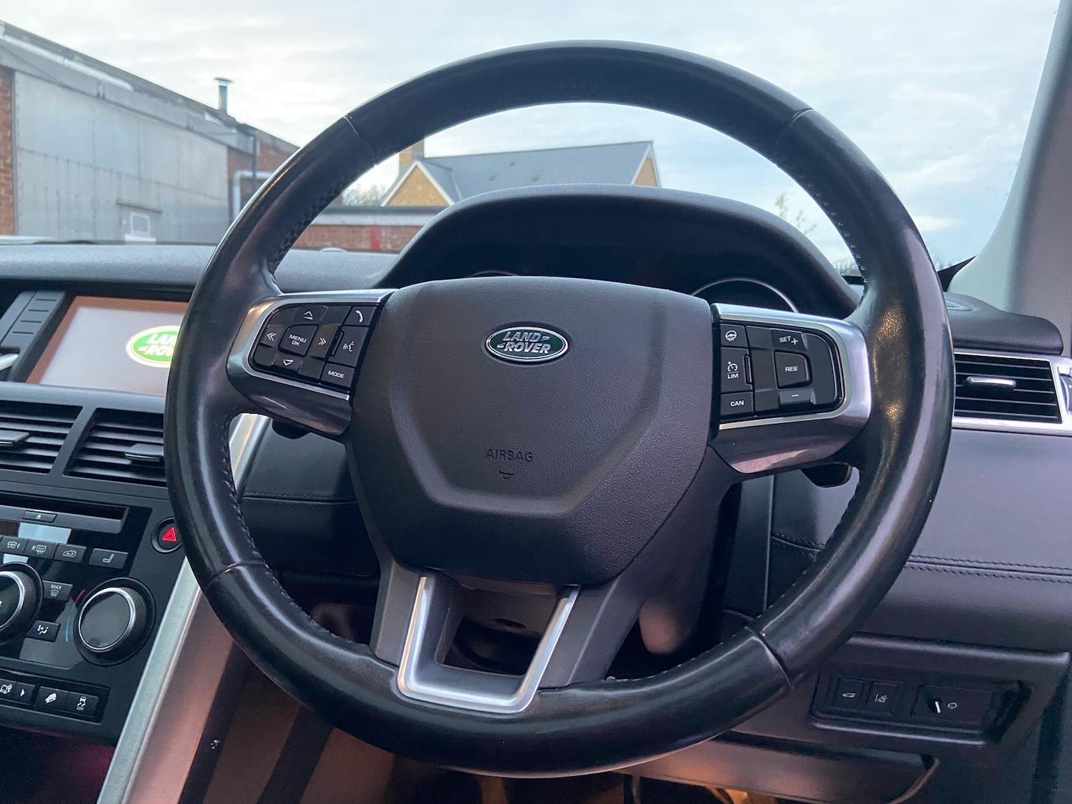 Used Land Rover Discovery Sport 2018 for sale - 78046980: Photo 65