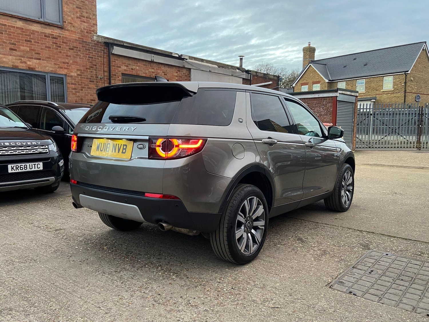 Used Land Rover Discovery Sport 2018 for sale - 78046980: Photo 9