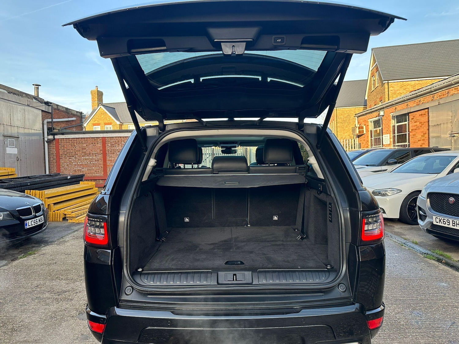 Used Land Rover Range Rover Sport 2020 for sale - 76942694: Photo 34