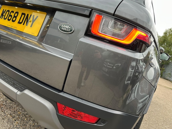 Used Land Rover Range Rover Evoque 2018 for sale - 76084416: Photo 31