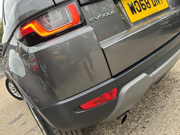 Used Land Rover Range Rover Evoque 2018 for sale - 76084416: Photo 32
