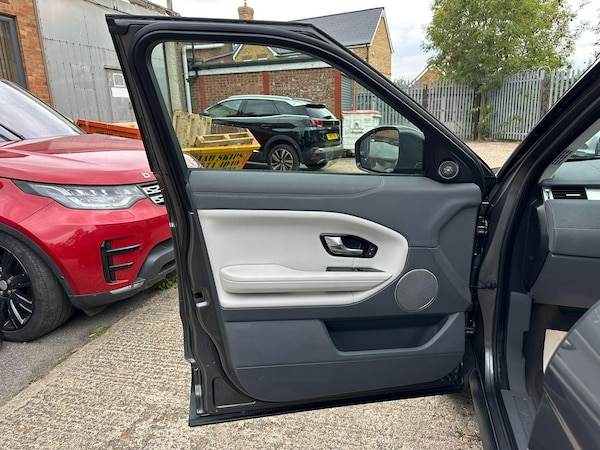Used Land Rover Range Rover Evoque 2018 for sale - 76084416: Photo 38